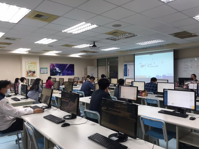 109-11-06 校務研究教育訓練-tableau軟體進階課程圖片