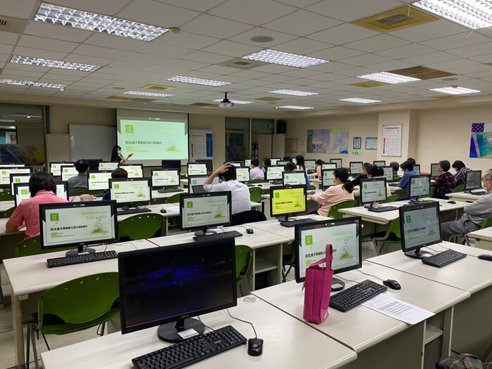 110-11-22 Institutional Research Center LectureImage